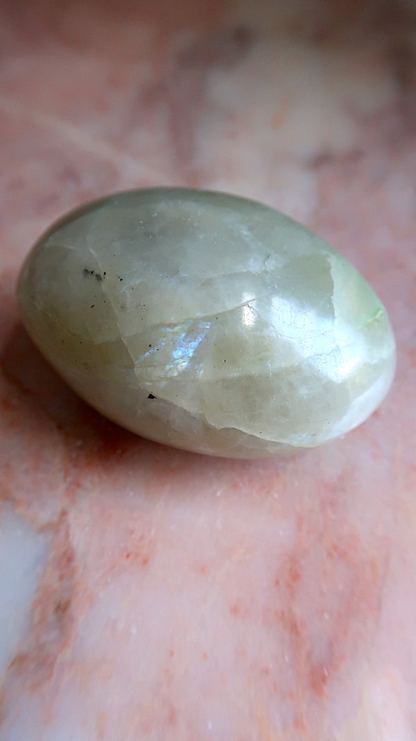 Large Garnierte (Green Moonstone)