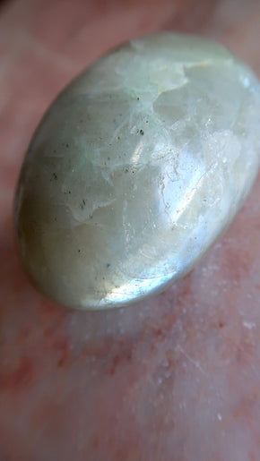 Large Garnierte (Green Moonstone)