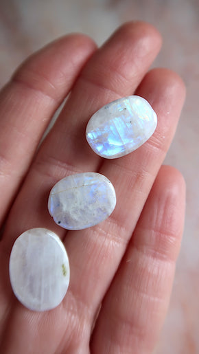 Premium Rainbow Moonstone