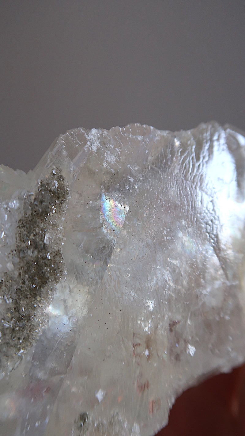 Large Optical Calcite With Rainbows