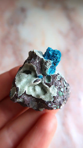 Raw Cavansite