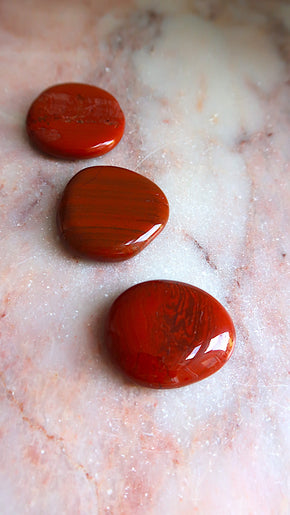 Red Jasper Palm Stone