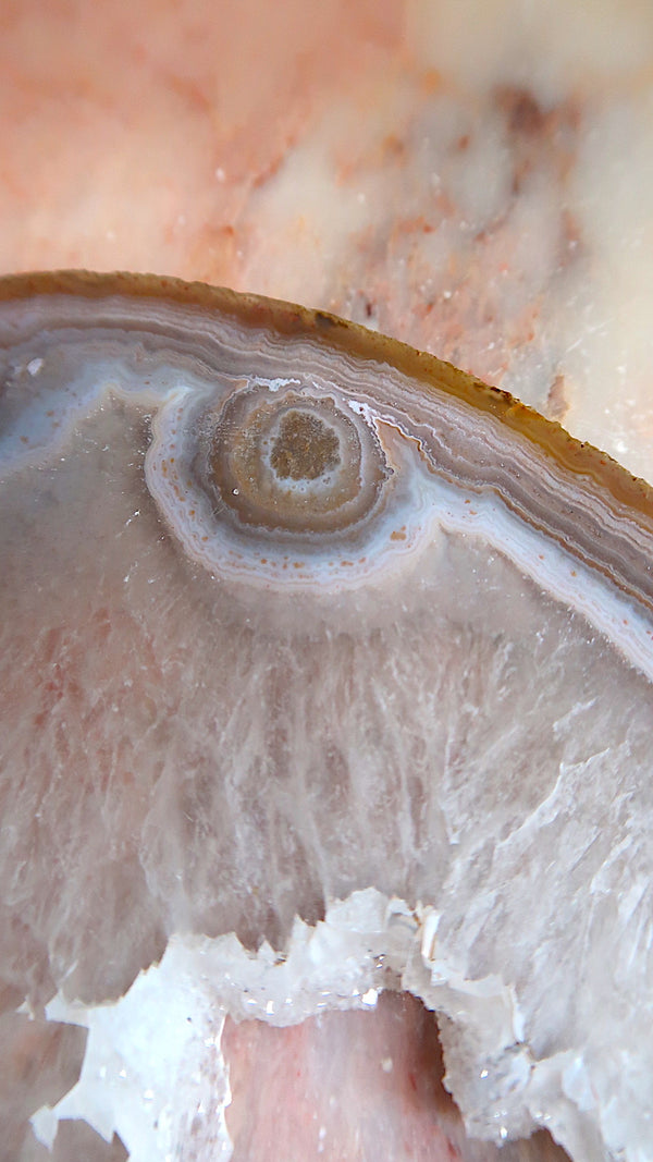 Large Sparkly Agate With Stand