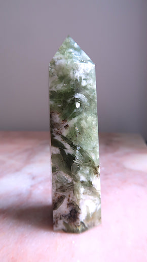 Green & Gold Mica Point