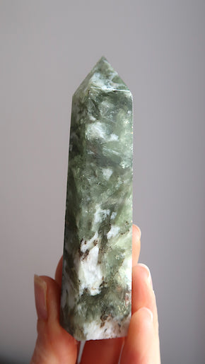 Green & Gold Mica Point