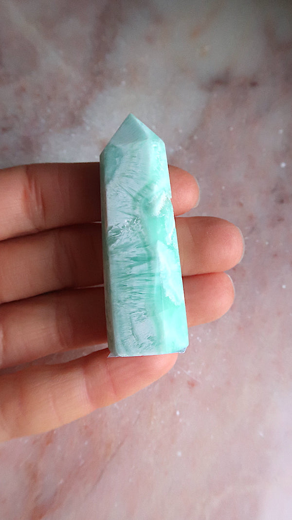 Aqua Hemimorphite Point