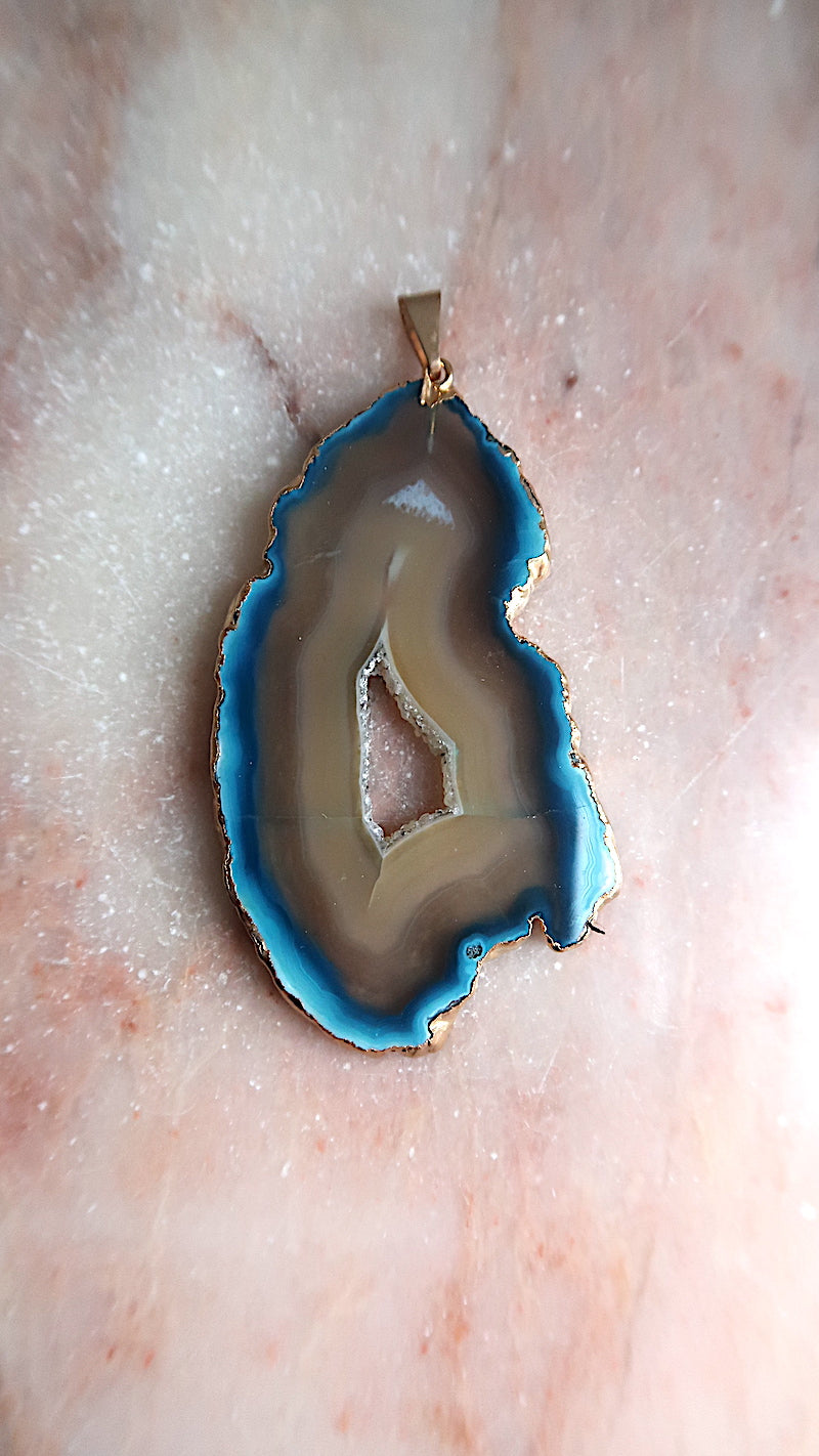 Large Blue Agate Necklace