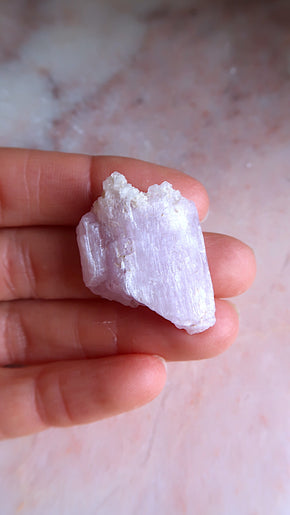 Raw Pink Kunzite