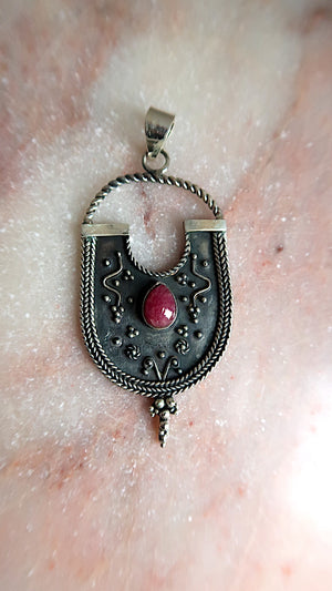 Tribal Cherry Agate Pendant