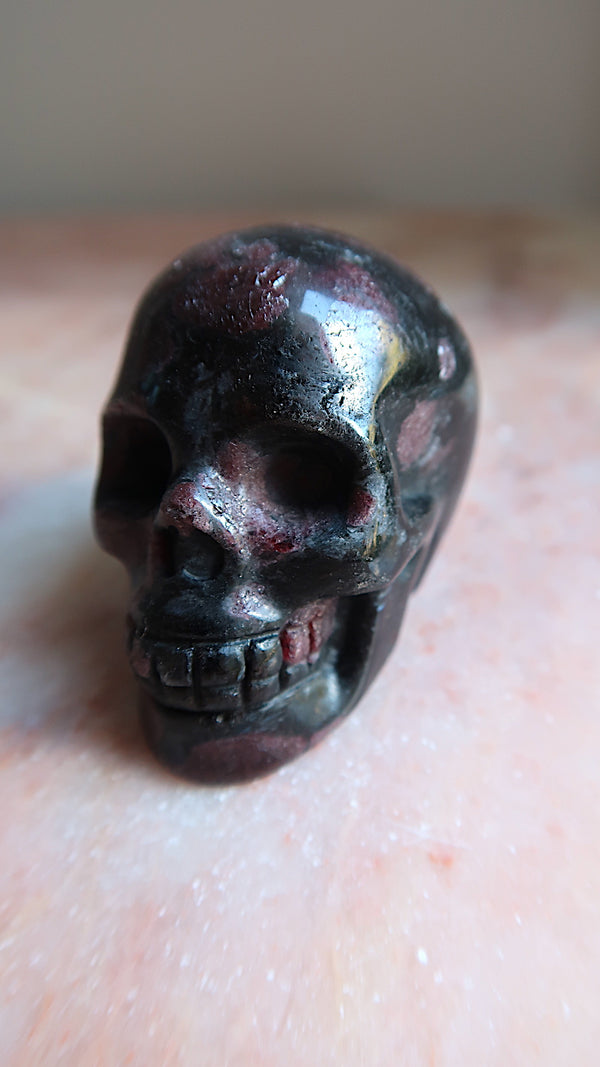 Garnet Skull