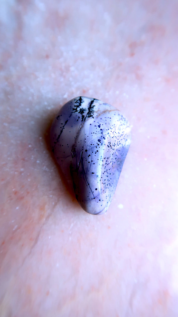 Premium Tiffany Stone (AAA Grade)