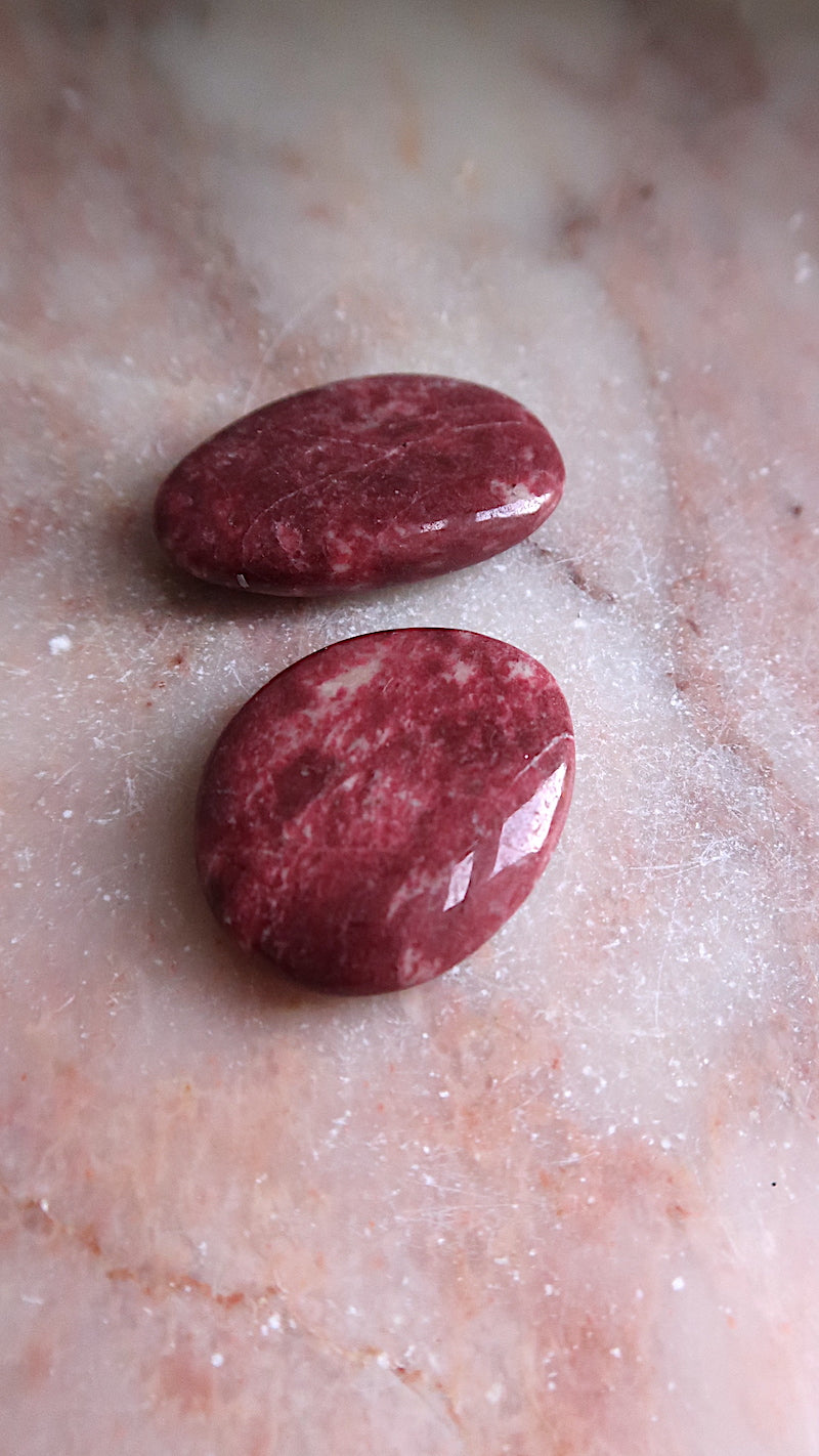 Thulite Palm Stones