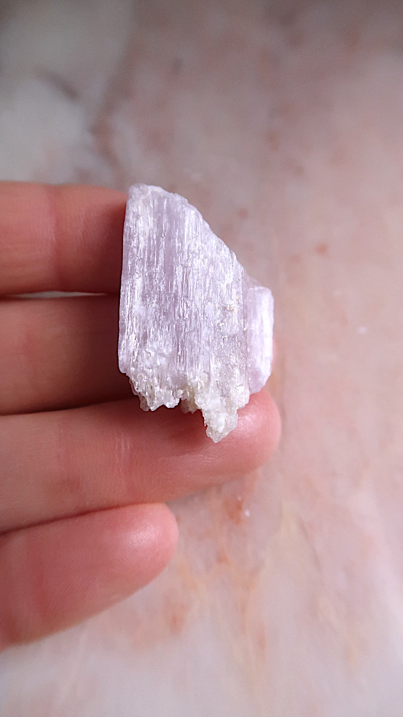 Raw Pink Kunzite