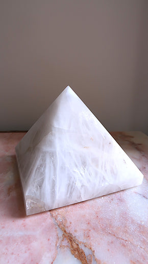 Extra Large Quartz Pyramid