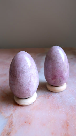Pastel Purple Lepidolite Egg