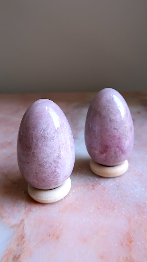 Pastel Purple Lepidolite Egg