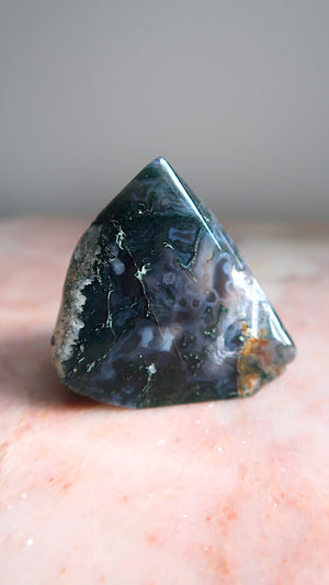 Large Moss Agate Point