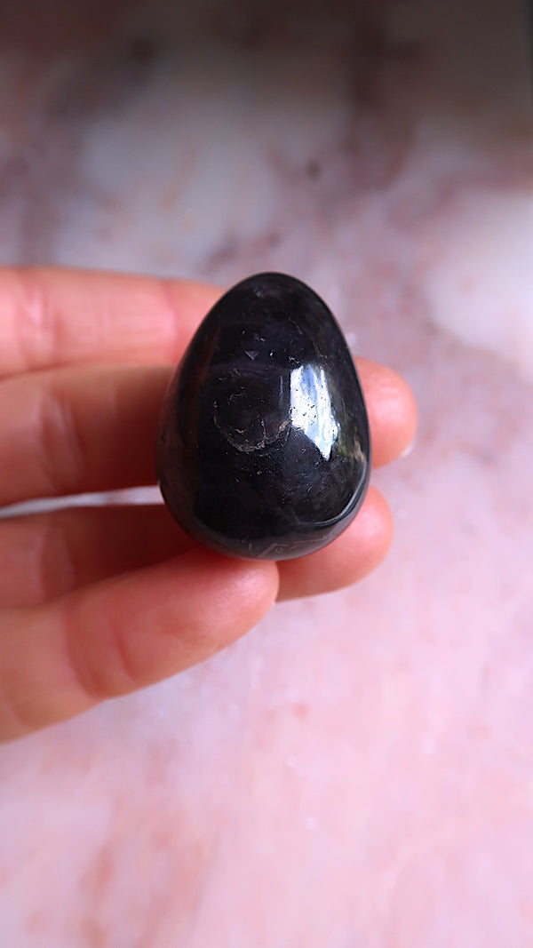 Deep Purple Ruby Egg