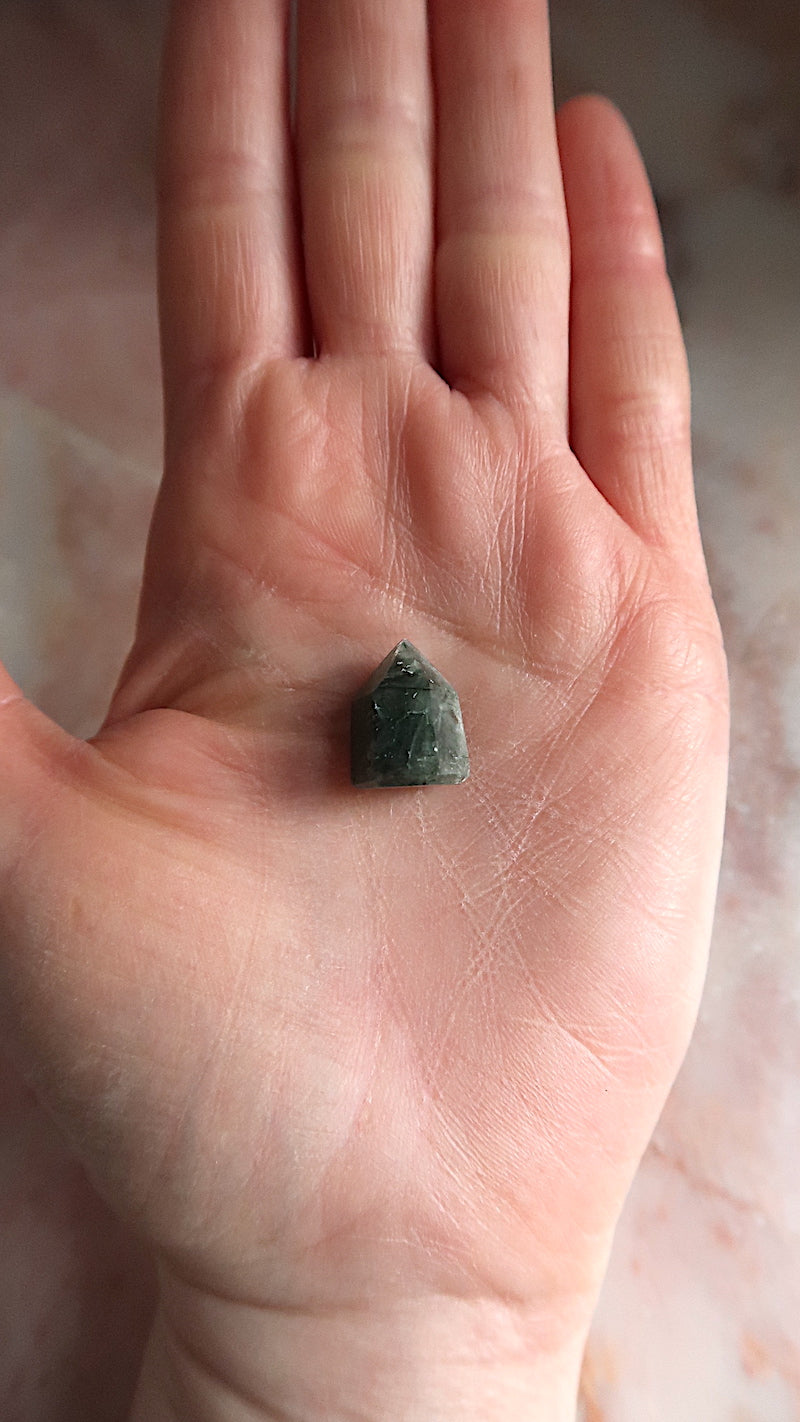 Extra Small Green Chlorite Point