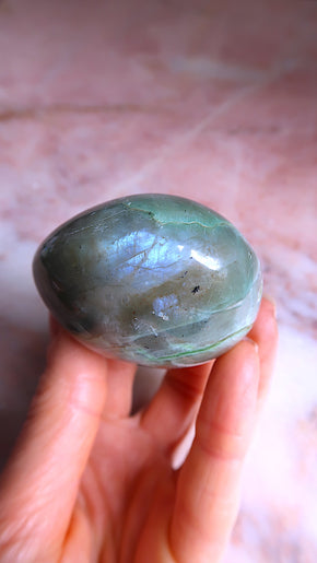 Green Garnierite (Green Moonstone)