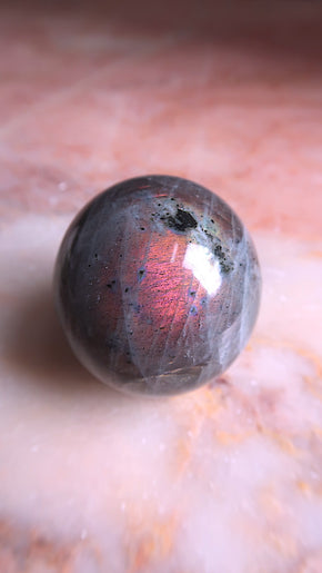 Labradorite Sphere (pink flash)
