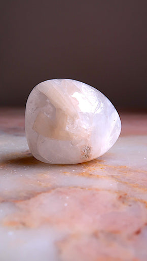 Clear Apophyllite and Stilbite Palm tone