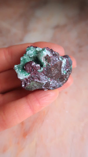 Premium Prehnite, Dioptase Hematite