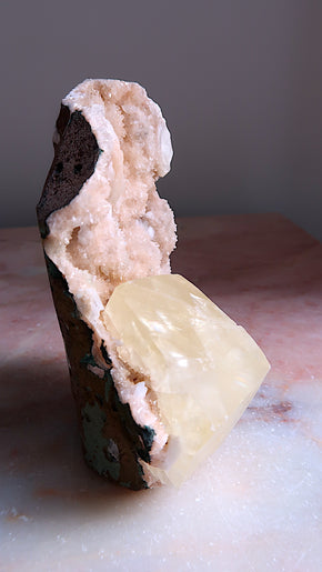 Rare Premium Yellow Optiacl Calcite