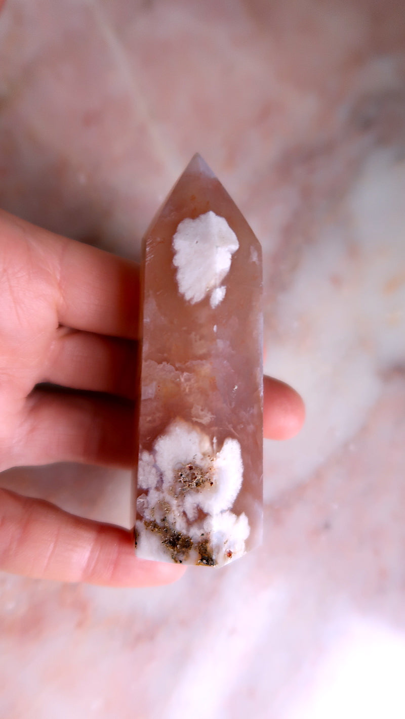 Large Flower Agate Point