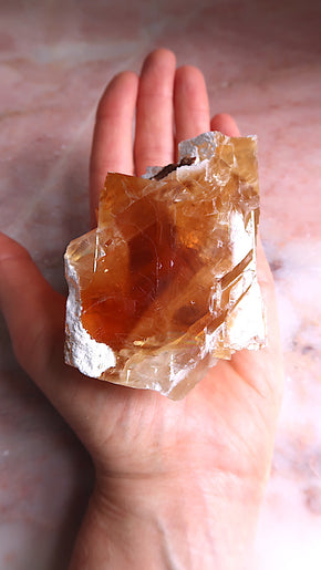 Rare Amber Optical Calcite (rainbow flash)