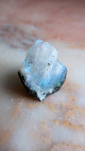 Premium Raw Rainbow Moonstone