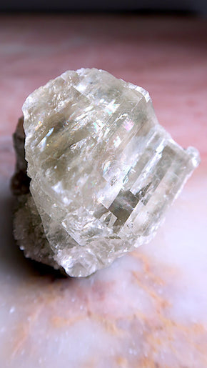 Premium Yellow Optical Calcite (rainbows)
