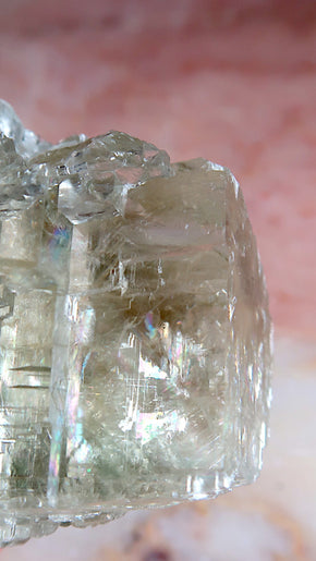 Premium Yellow Optical Calcite (rainbows)