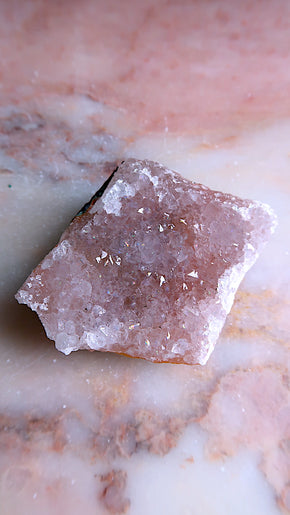 Premium Pink Anandalite (natural rainbow Quartz)