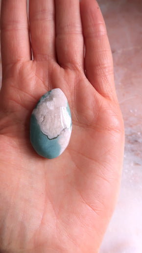 Green Flower Agate Pocket Stone