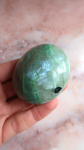 Garnierte Palm Stone