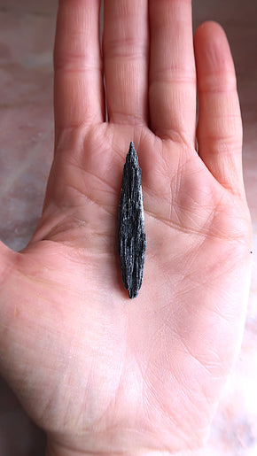 Black Kyanite Blades