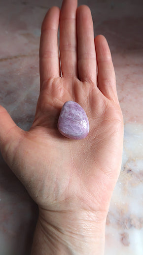 Kunzite Pocket Stone