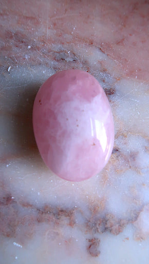 Large Rose Quartz Palm Stone