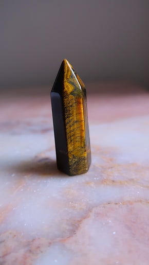 Small Tigers Eye Point