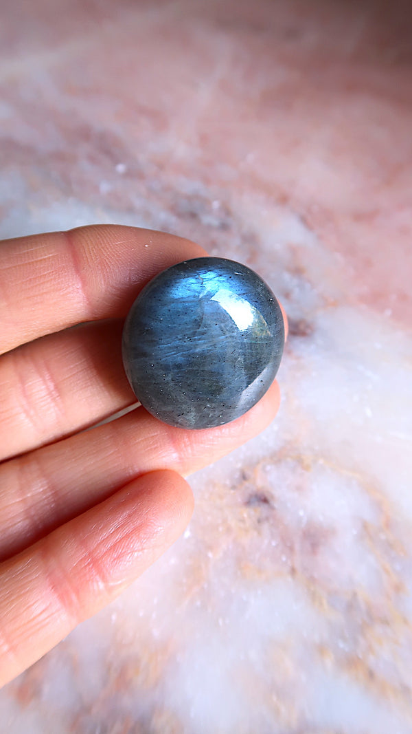Labradorite Pebble