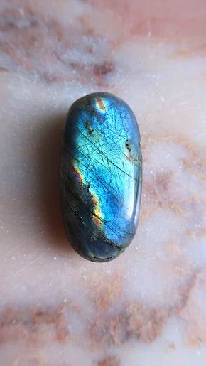 Labradorite Pebble