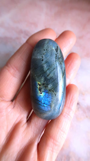 Labradorite Pebble
