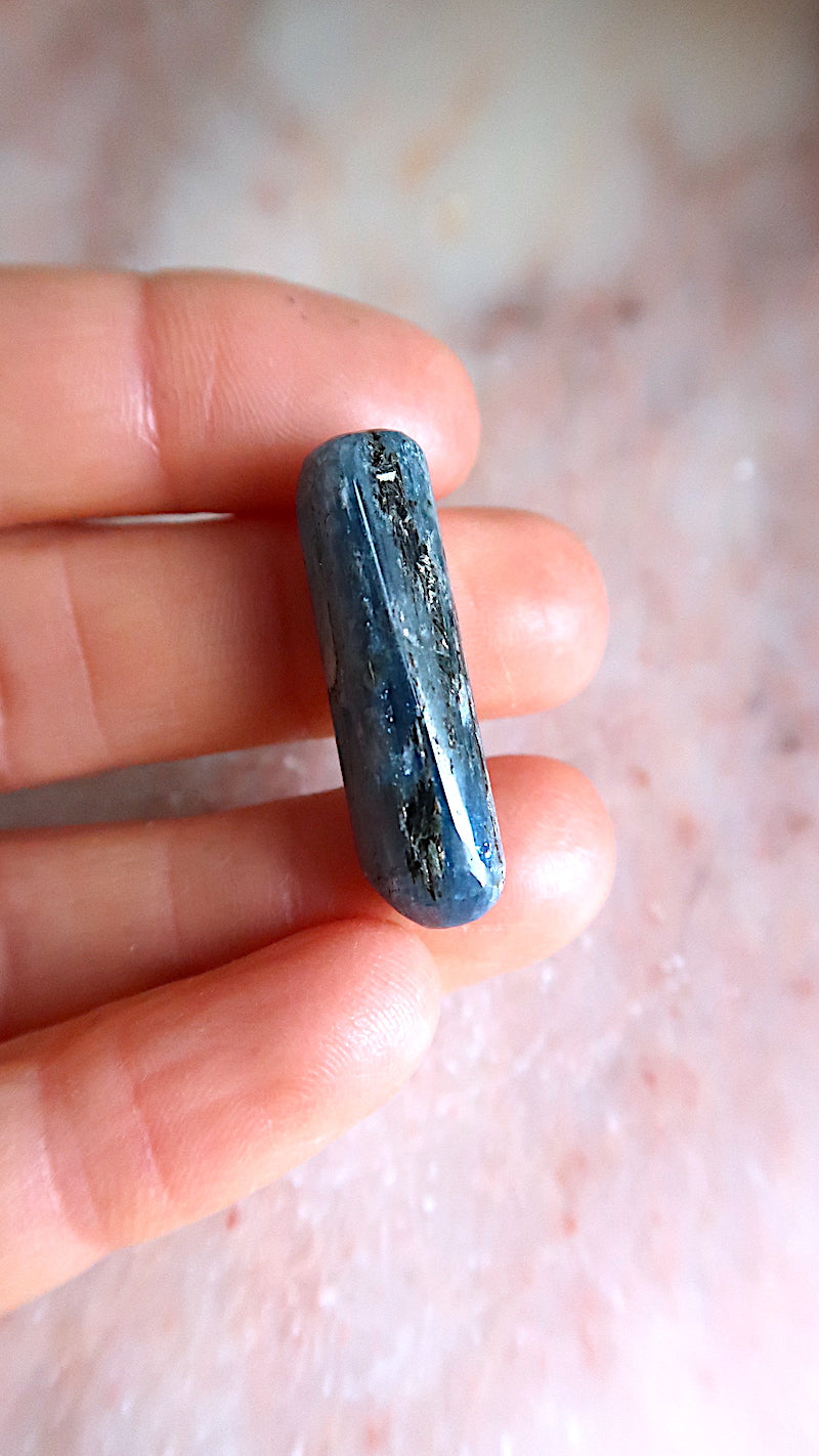 Premium Blue Kyanite