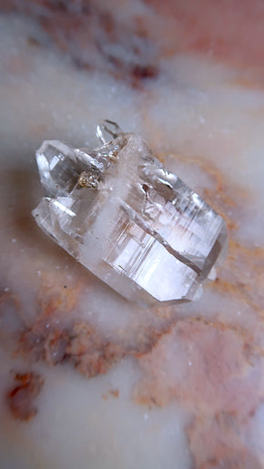 Premium Faden Clear Quartz