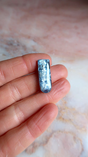 Premium Gem Quality Kyanite