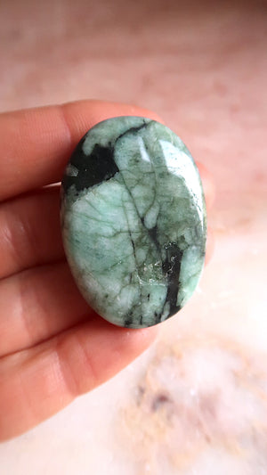 Emerald Palm Stone