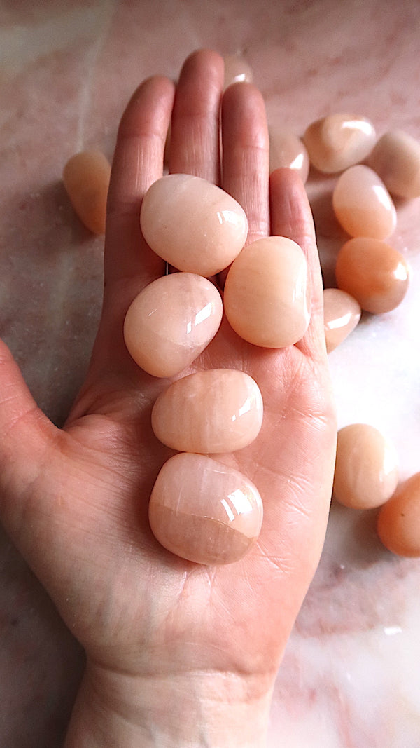 Pinky Peach Aventurine Tumbles