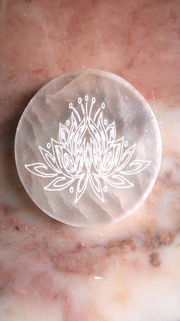 Selenite Plate (Lotus)