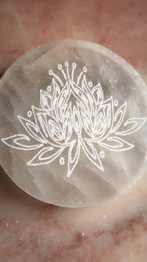 Selenite Plate (Lotus)